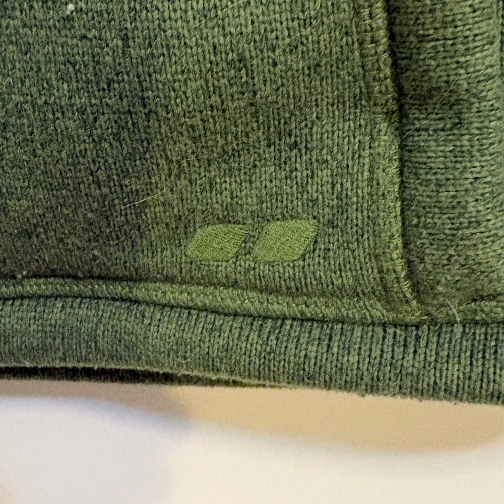 Koppen Olive Green Hooded Fleece Sweatshirt with Sherpa Lining - Picture 4 of 6